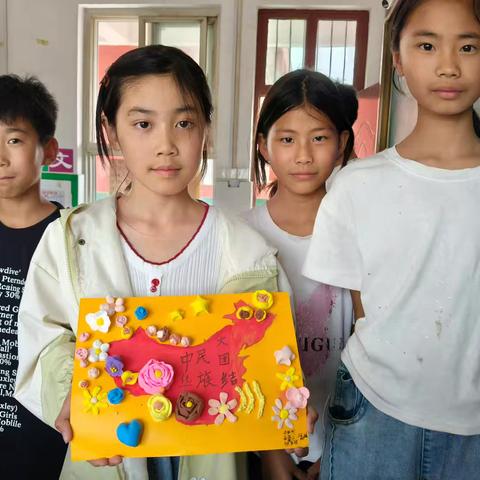 民族团结一家亲，同心共筑中国梦——后河镇大庙学校“铸牢中华民族共同体意识”主题手工创意活动