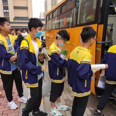 新的希望，爱的阳光！我们与孩子们的一周