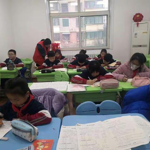 天桥区开展“一老一小”帮扶系列活动——社区社会组织联合会在行动