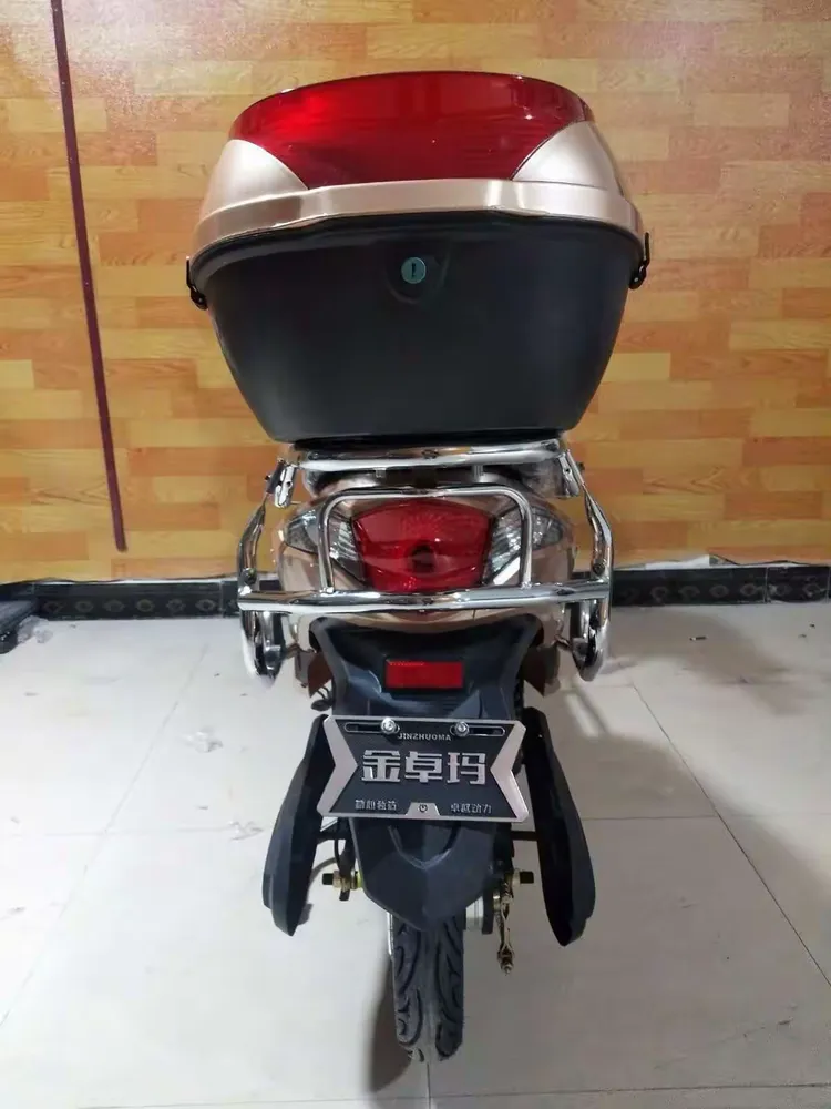 金卓玛电动车 定货15辆 送简易款金丝猴1辆 时间有限抓紧定购 活动