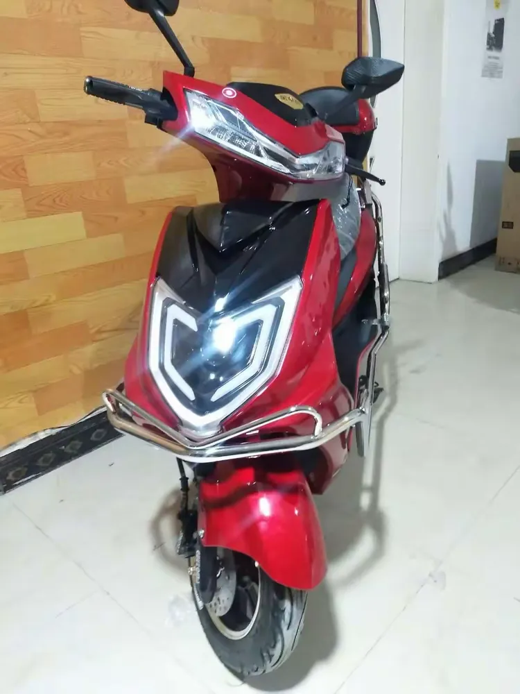 金卓玛电动车 定货15辆 送简易款金丝猴1辆 时间有限抓紧定购 活动