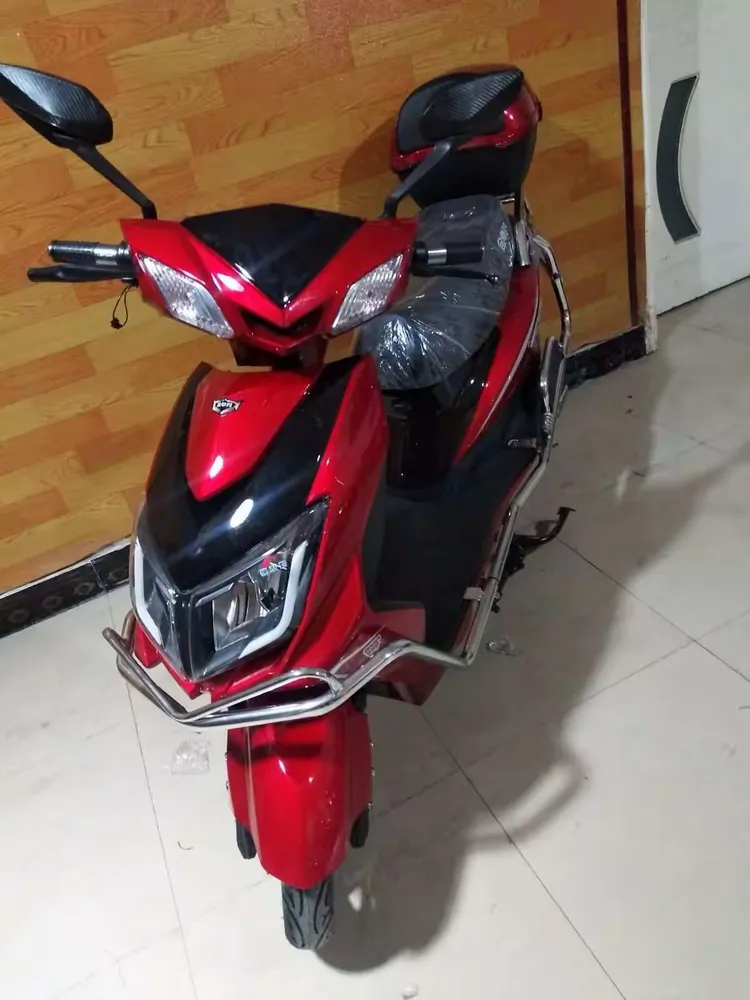 金卓玛电动车 定货15辆 送简易款金丝猴1辆 时间有限抓紧定购 活动