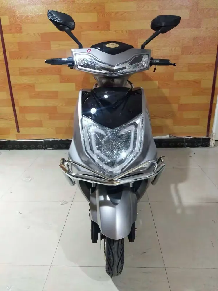 金卓玛电动车 定货15辆 送简易款金丝猴1辆 时间有限抓紧定购 活动