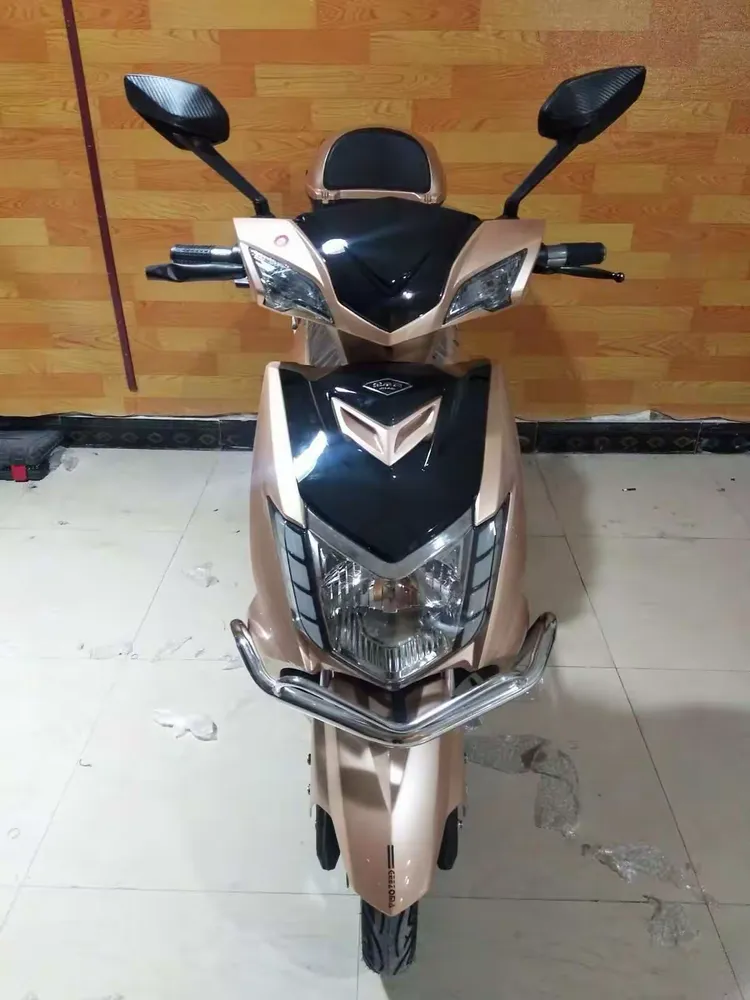 金卓玛电动车 定货15辆 送简易款金丝猴1辆 时间有限抓紧定购 活动