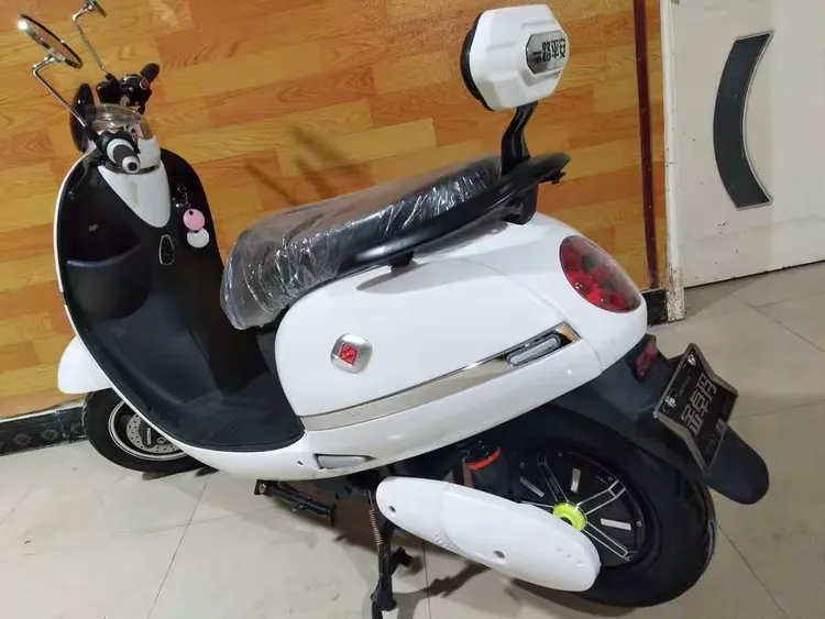 金卓玛电动车 定货15辆 送简易款金丝猴1辆 时间有限抓紧定购 活动