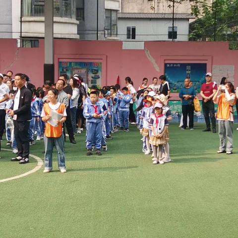 铜仁市第六小学二（3）班“阳光少年•风雨同行”研学活动