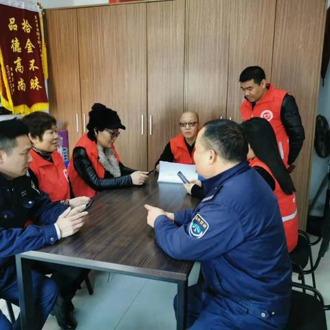 时尚有样    以己为镜    我们为自己做年度“综合测评”