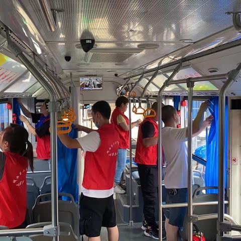 《巩固国卫，创美护家，让市民乐享“专乘”》