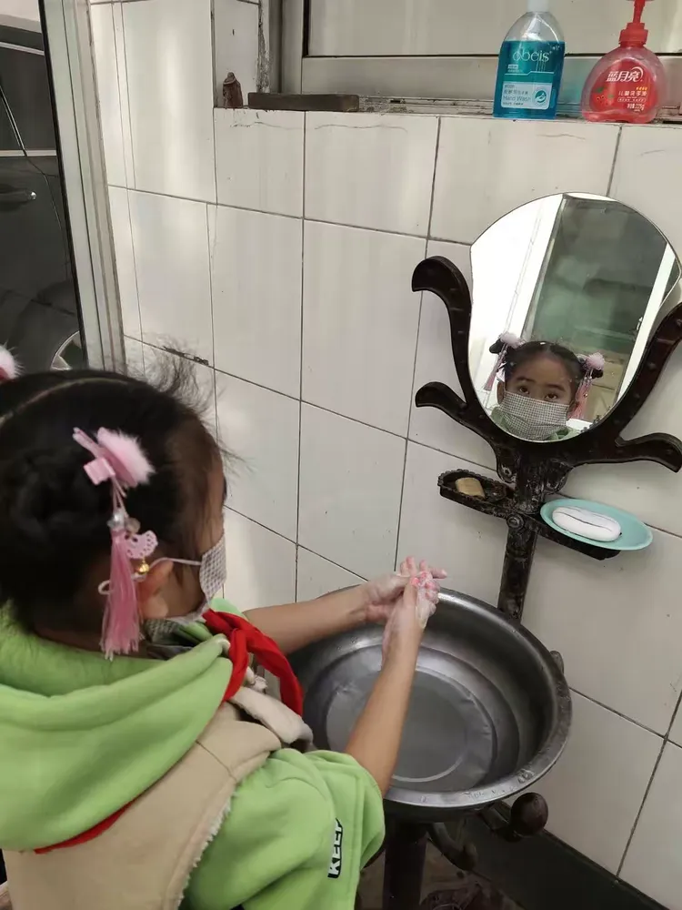 绣江小学二年级二班程歆迪