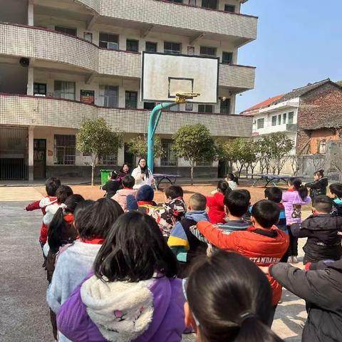 “传承雷锋精神，争做时代新人”石市镇醒狮完全小学学雷锋活动