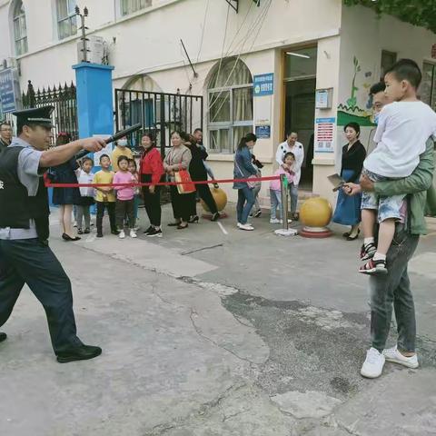 淮阴实验小学幼儿园开展“反恐防爆”演练活动