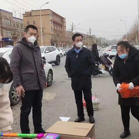 张家洼街道党工委副书记、办事处主任王新玉带队检查烟花爆竹禁燃禁售工作