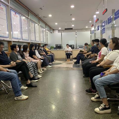 立案庭党支部开展“砥砺奋进启新程 不忘初心铸辉煌”专题学习活动