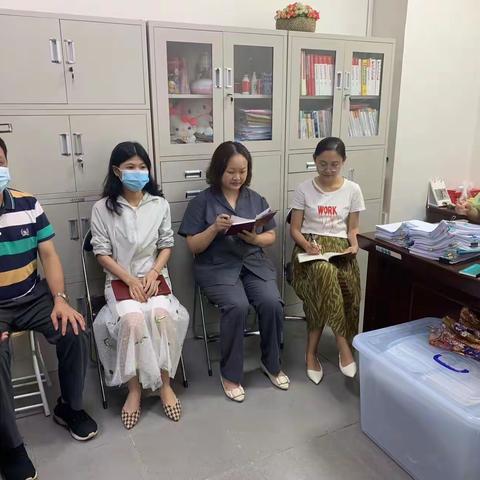 立案庭党支部开展“高扬党旗争先锋 喜迎党的二十大”主题党日活动