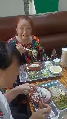 鸡汤饭，吃一次就爱上了