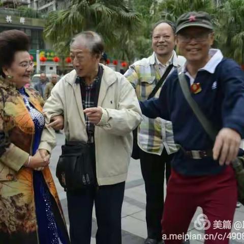 五十年同学再相会，风雨五十年校友会