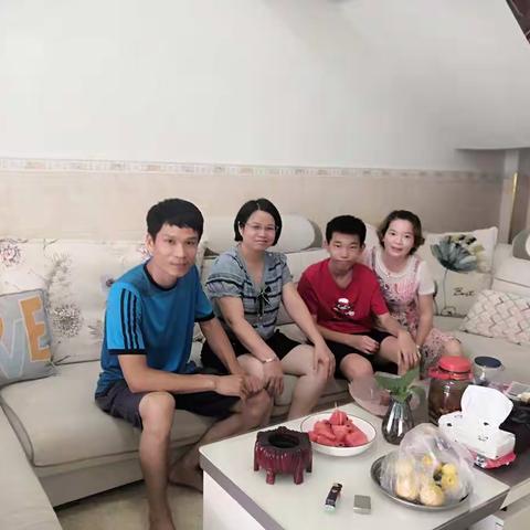 爱在家访路上延伸——记北斗小学六（5）班家访纪实