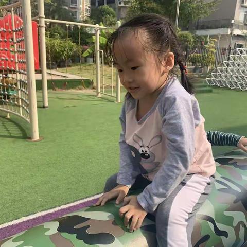 赵羽晴宝贝的期末评语