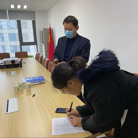 华强城市广场支行开展第二期金融微沙走进代工单位活动