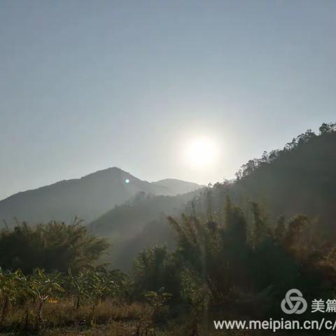 徒步山野竹林，探险地下河床