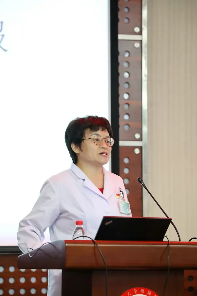 首都医科大学附属复兴医院专家预约挂号，只需要您的一个电话的简单介绍