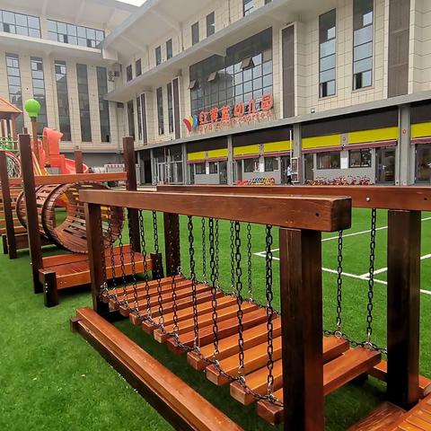 红黄蓝幼儿园秋季招生火爆开启