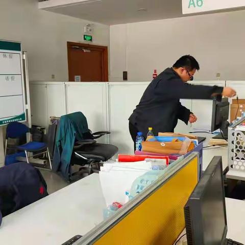 “庆五一，爱劳动，我快乐”主题党日活动
