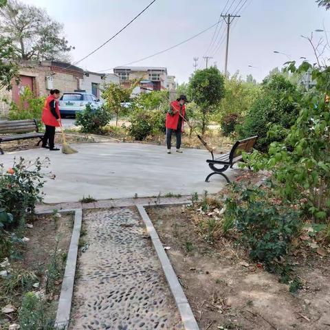 北蒙街道周家营村凝聚力量，推进人居环境工作