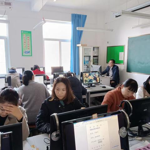 开展应用培训  加快创建步伐———张家岗小学组织全体教师参加智慧校园应用专题培训