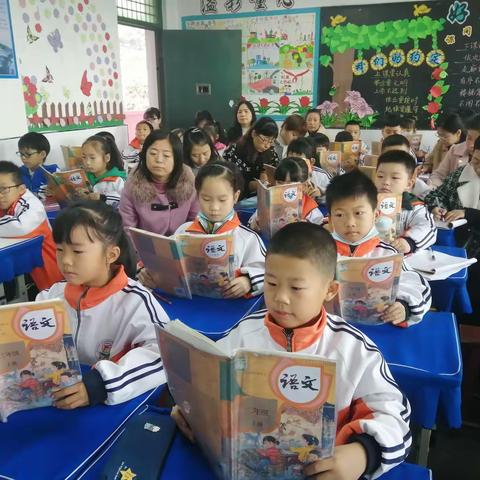 张家岗小学中青年教师赛教活动圆满落幕