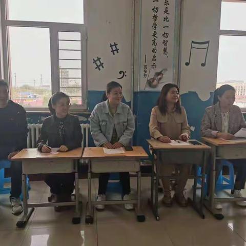 忆党恩，颂党情，做红色少年娃！——科尔沁小学一年级朗读比赛