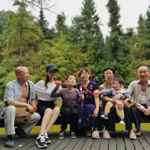 恩施市第三实验小学社会实践报告：重阳孝道我传承