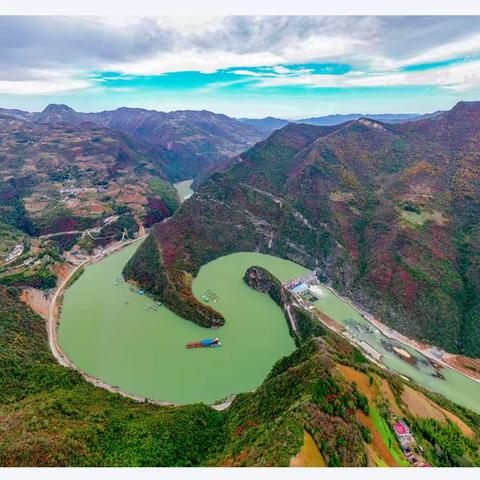 赵 湾 凸 现 二 龙 湖