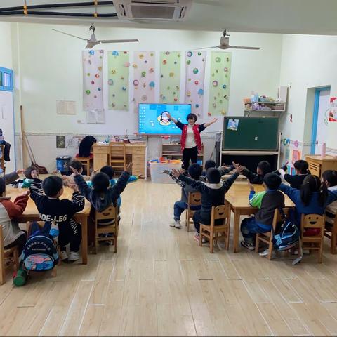 连线摩玩之《杠铃》