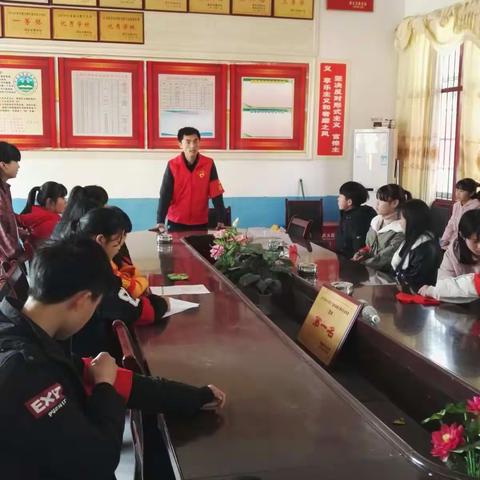 堡面前中学三月学雷锋活动报道