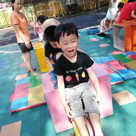 峻峻小朋友2020幼儿园一学期精彩瞬间