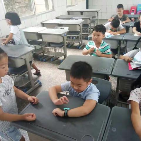 华鑫小学养成教育特色课