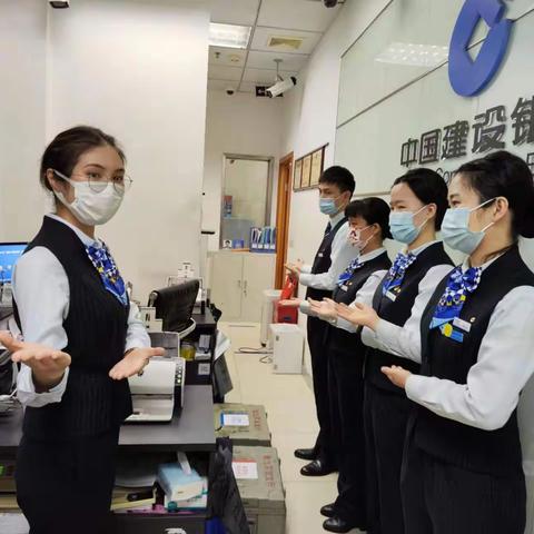 【九支行】苏坡支行“提能月” ，特色手语让金融服务有声有色