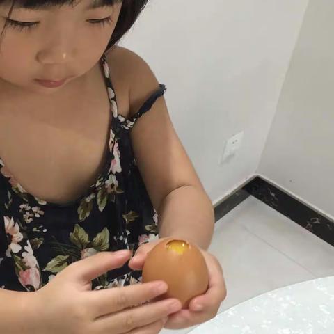 新狮街道环城二小中心幼儿园小小二班何可欣……