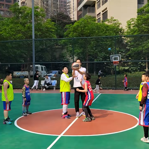 “星河篮球”🏀训练剪影