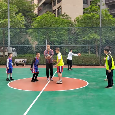 “星河篮球”🏀训练剪影