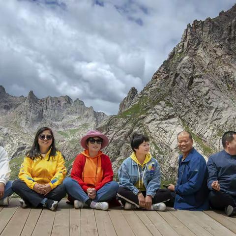 七月草原风拍摄：星图创作编辑：星图