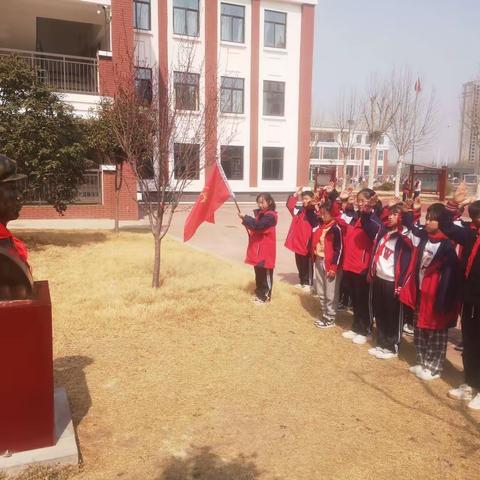 学习雷锋精神 争做雷锋式新时代好少年——许昌市示范区实验学校(小学部)志愿服务活动纪实