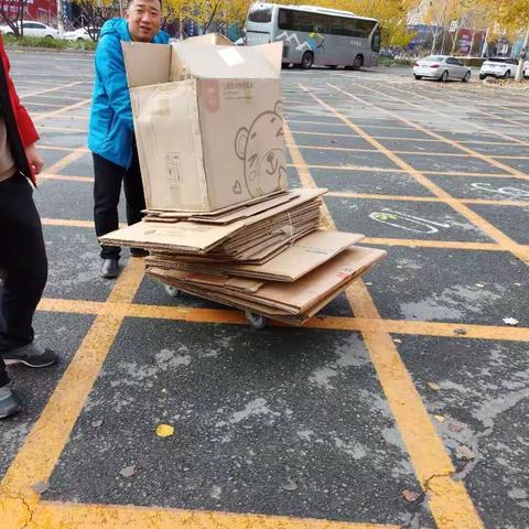 爸爸一定有办法——一年级绿色城堡建成记