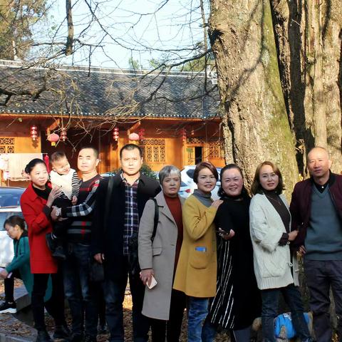 庚子秋小学同学游狮子关.茅坝塘九子抱母景区