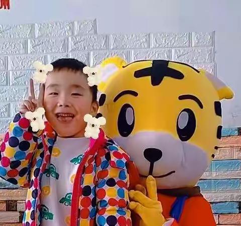 振鸿幼儿园鸿博2班的小精灵们