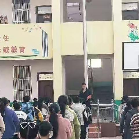 “扬帆把舵，努力拼搏”——杨楼镇稻田小学第十周工作总结