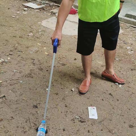 爱护自然环境，美化环境。