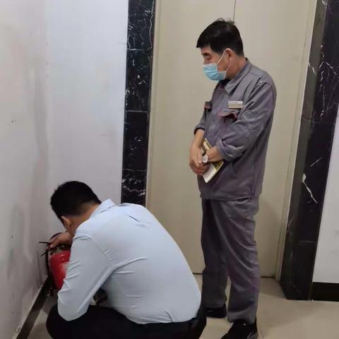 喜迎国庆    安全通行