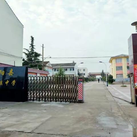“紧三步”开启学年新篇章
